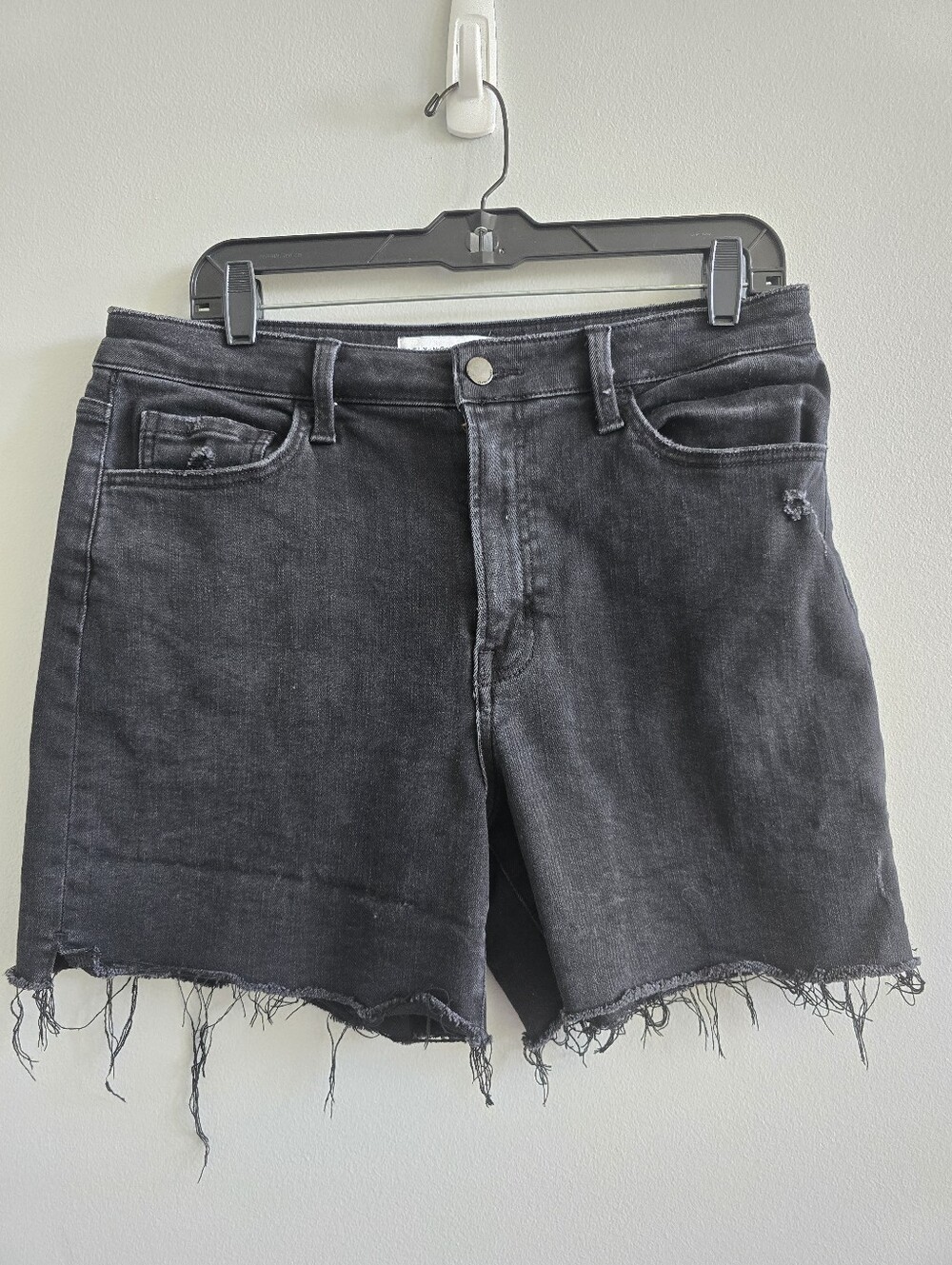 Flying Monkey Black Distressed Denim Shorts Women's Size 31 Raw Hem Stretch Jean